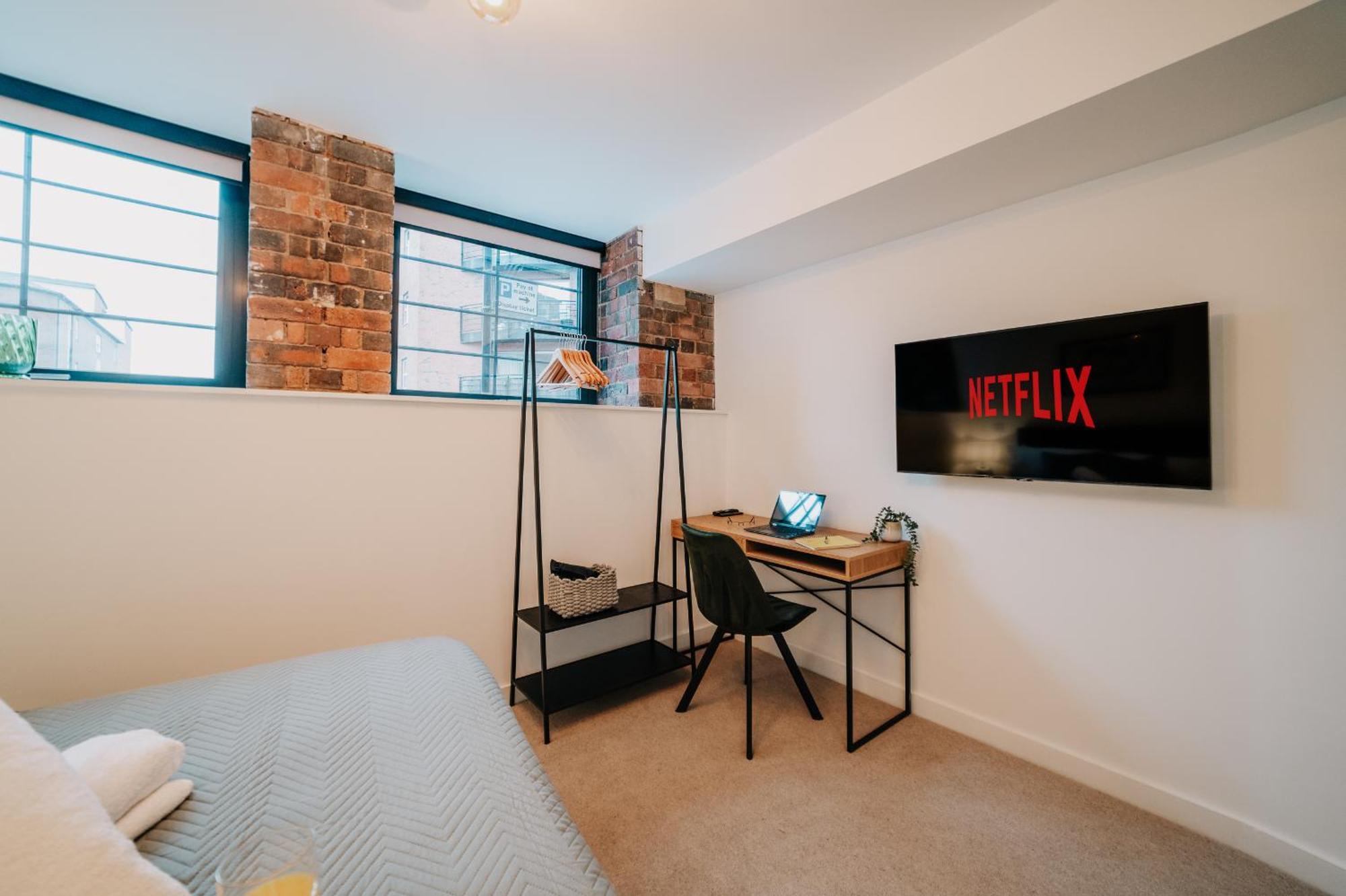 Grade II Listed Unique City Gem, City Centre, Fast Wifi, Contractors, Family Birmingham Ngoại thất bức ảnh
