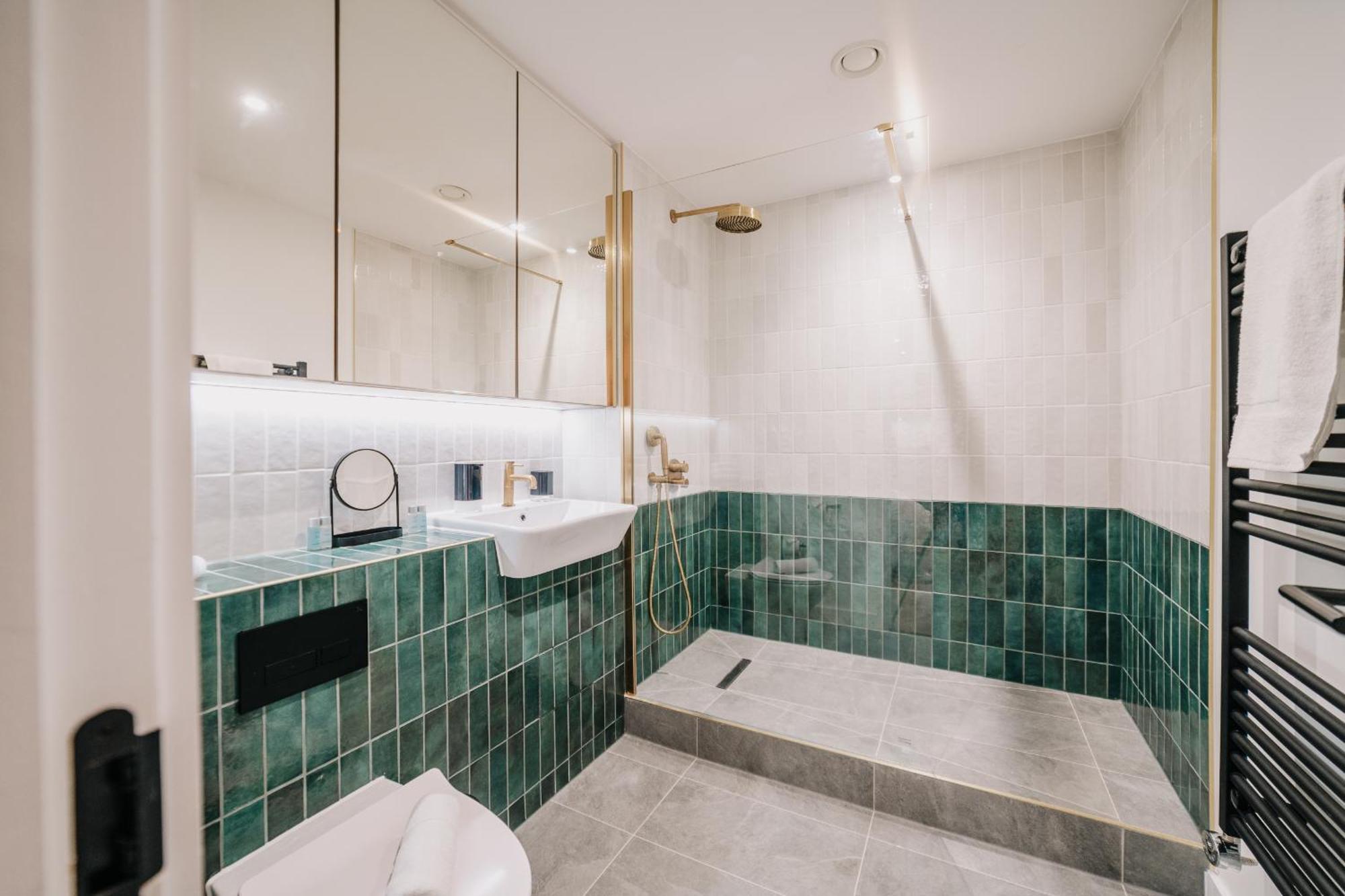 Grade II Listed Unique City Gem, City Centre, Fast Wifi, Contractors, Family Birmingham Ngoại thất bức ảnh