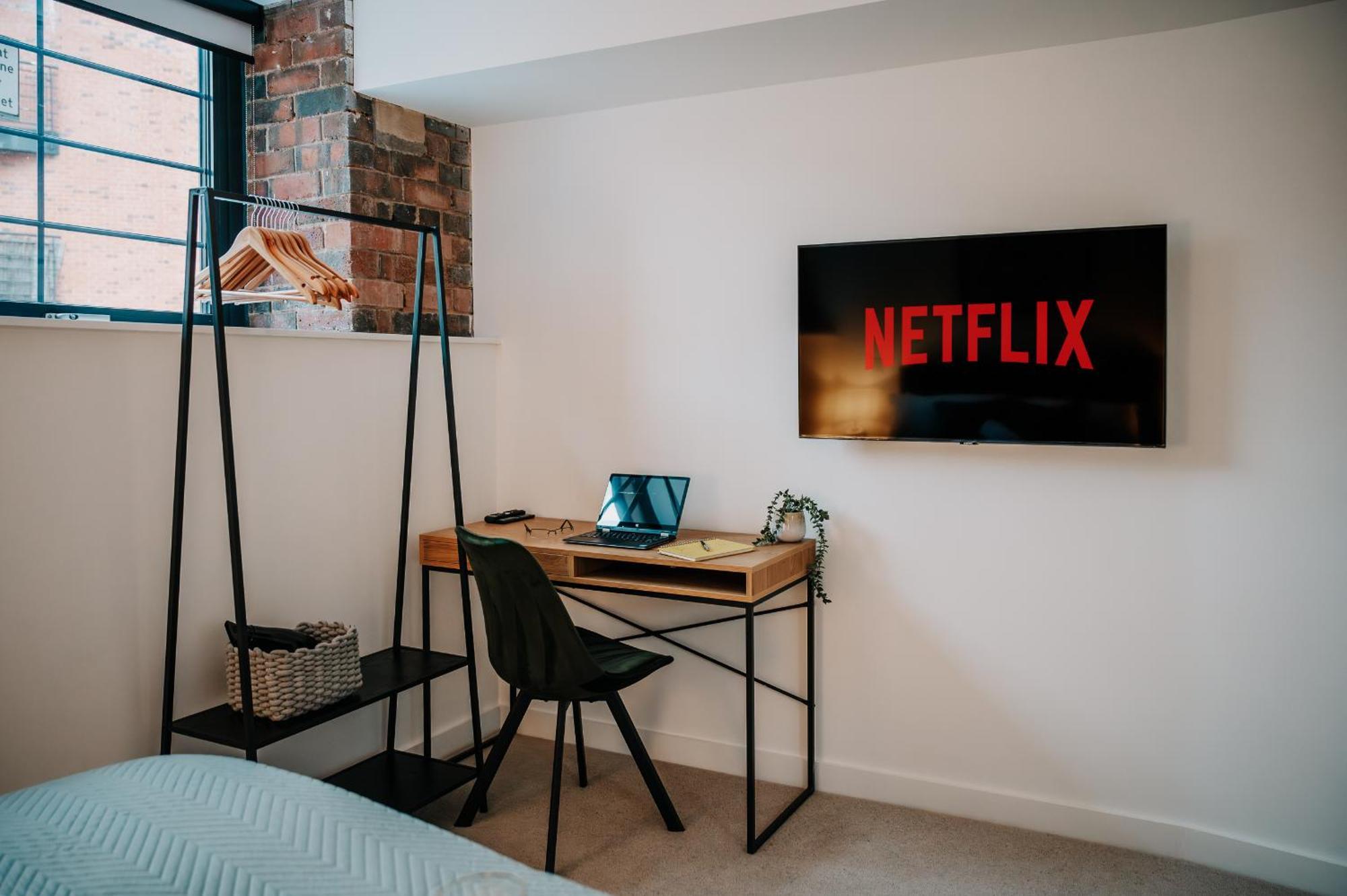 Grade II Listed Unique City Gem, City Centre, Fast Wifi, Contractors, Family Birmingham Ngoại thất bức ảnh